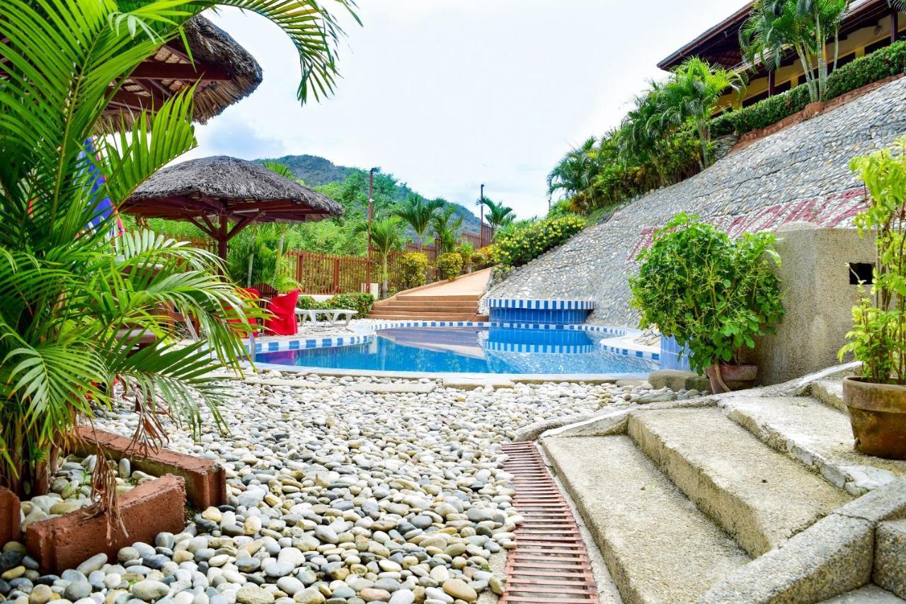 Tribal Hills Mountain Resort Пуэрто-Галера Экстерьер фото