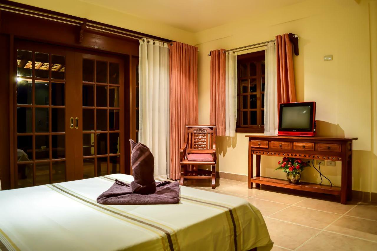 Tribal Hills Mountain Resort Пуэрто-Галера Экстерьер фото